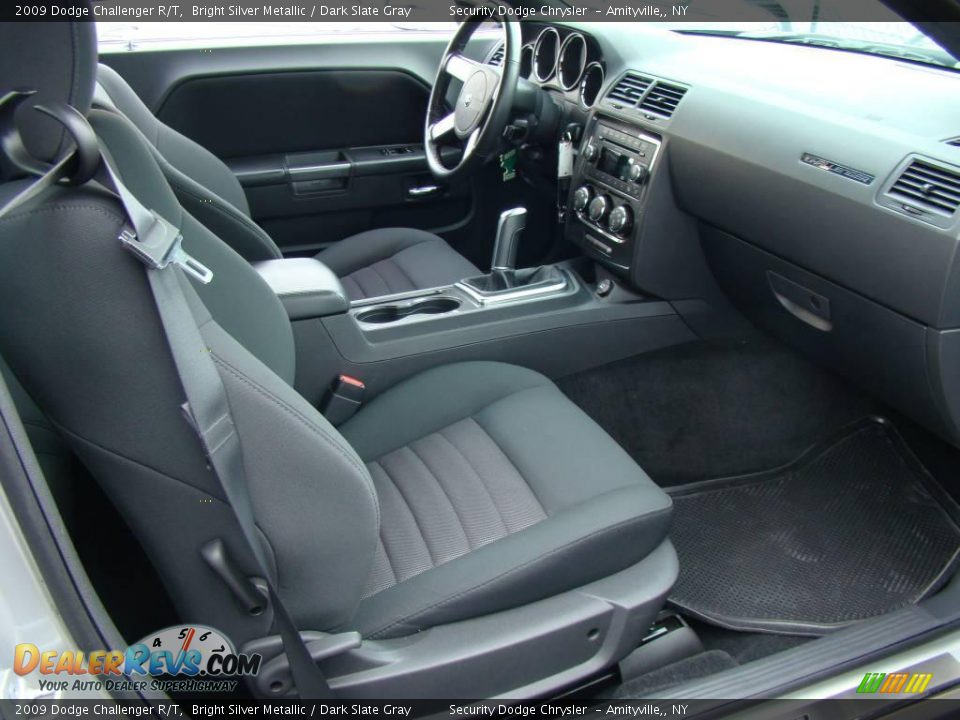 2009 Dodge Challenger R/T Bright Silver Metallic / Dark Slate Gray Photo #8