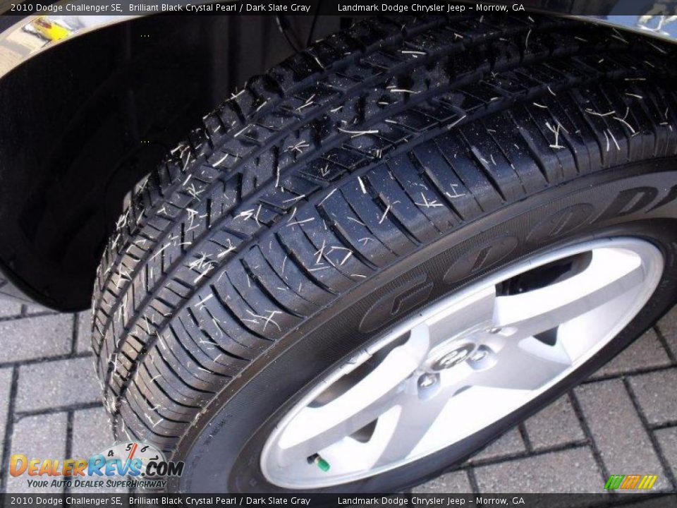 2010 Dodge Challenger SE Brilliant Black Crystal Pearl / Dark Slate Gray Photo #12