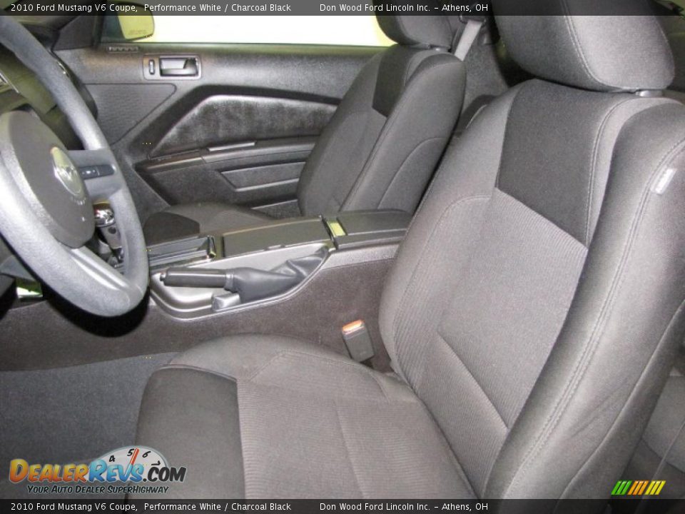 2010 Ford Mustang V6 Coupe Performance White / Charcoal Black Photo #10