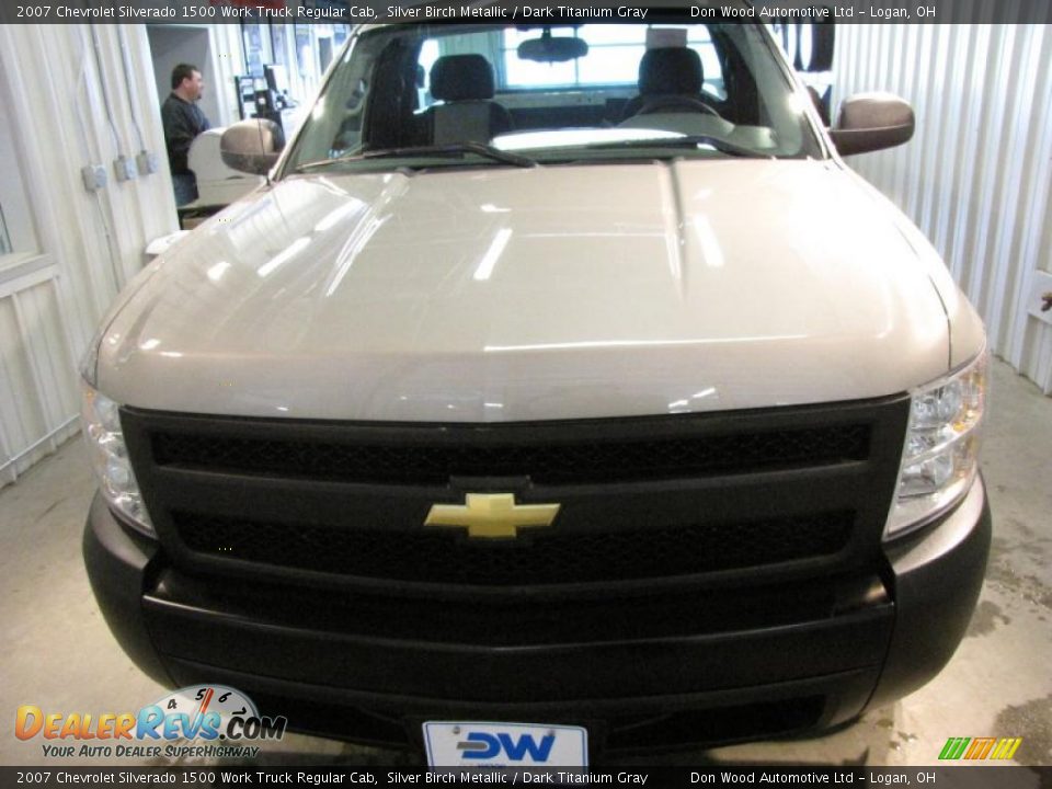 2007 Chevrolet Silverado 1500 Work Truck Regular Cab Silver Birch Metallic / Dark Titanium Gray Photo #3