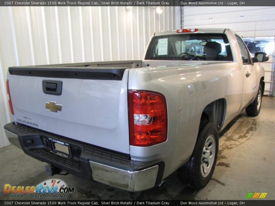 2007 Chevrolet Silverado 1500 Work Truck Regular Cab Silver Birch Metallic / Dark Titanium Gray Photo #7
