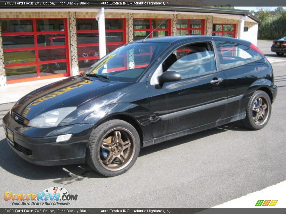 2003 Ford Focus ZX3 Coupe Pitch Black / Black Photo #2