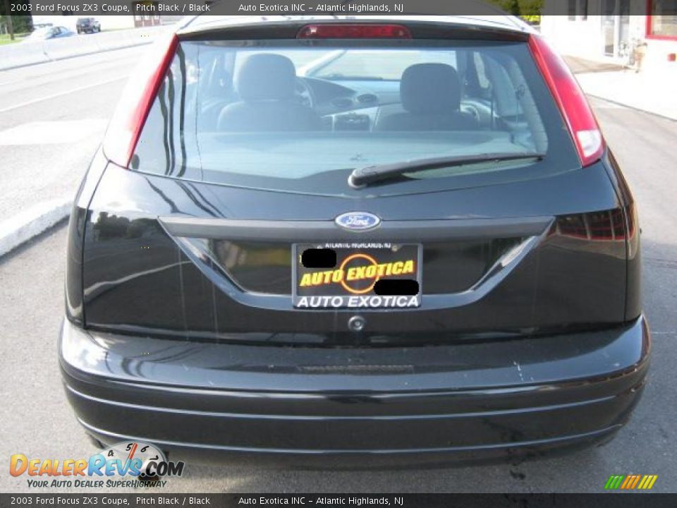 2003 Ford Focus ZX3 Coupe Pitch Black / Black Photo #5