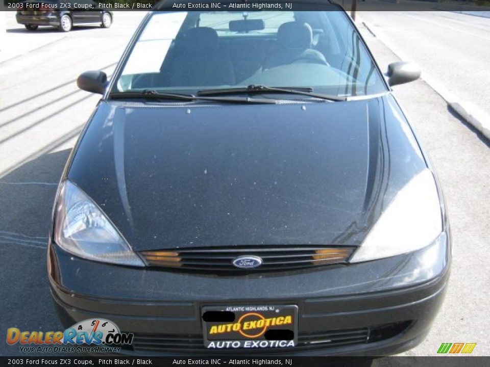 2003 Ford Focus ZX3 Coupe Pitch Black / Black Photo #9