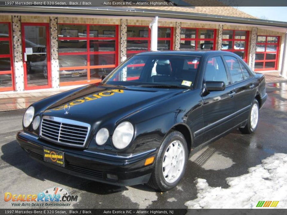 1997 Mercedes-Benz E 320 Sedan Black / Black Photo #1