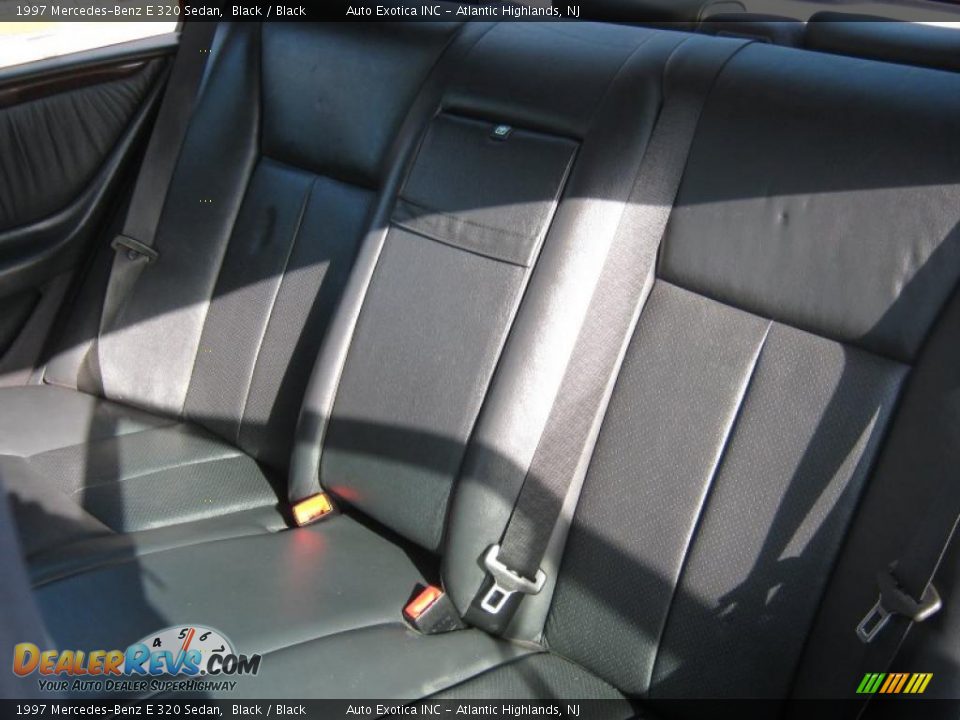 1997 Mercedes-Benz E 320 Sedan Black / Black Photo #6
