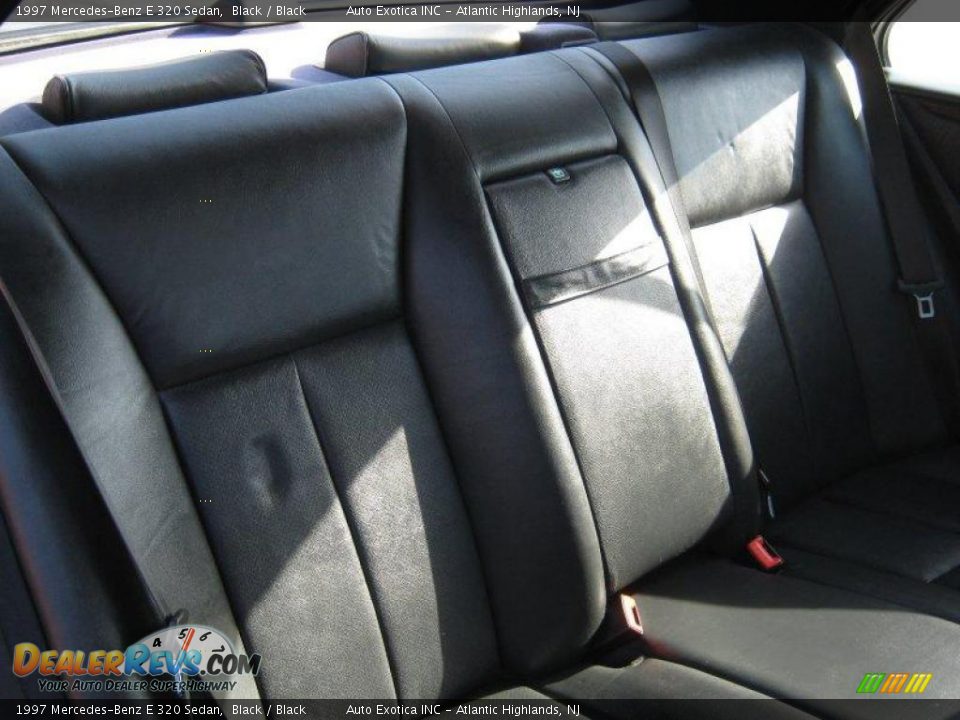 1997 Mercedes-Benz E 320 Sedan Black / Black Photo #8