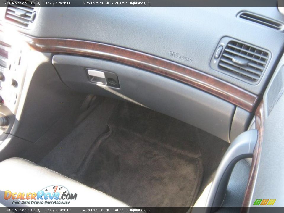 2004 Volvo S80 2.9 Black / Graphite Photo #7