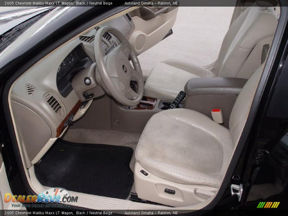 2005 Chevrolet Malibu Maxx LT Wagon Black / Neutral Beige Photo #10
