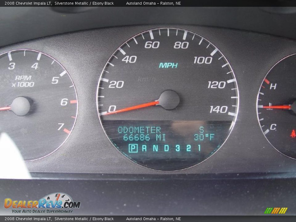 2008 Chevrolet Impala LT Silverstone Metallic / Ebony Black Photo #11