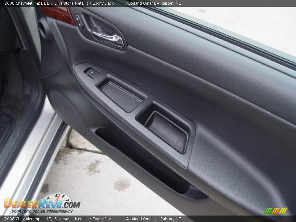2008 Chevrolet Impala LT Silverstone Metallic / Ebony Black Photo #19