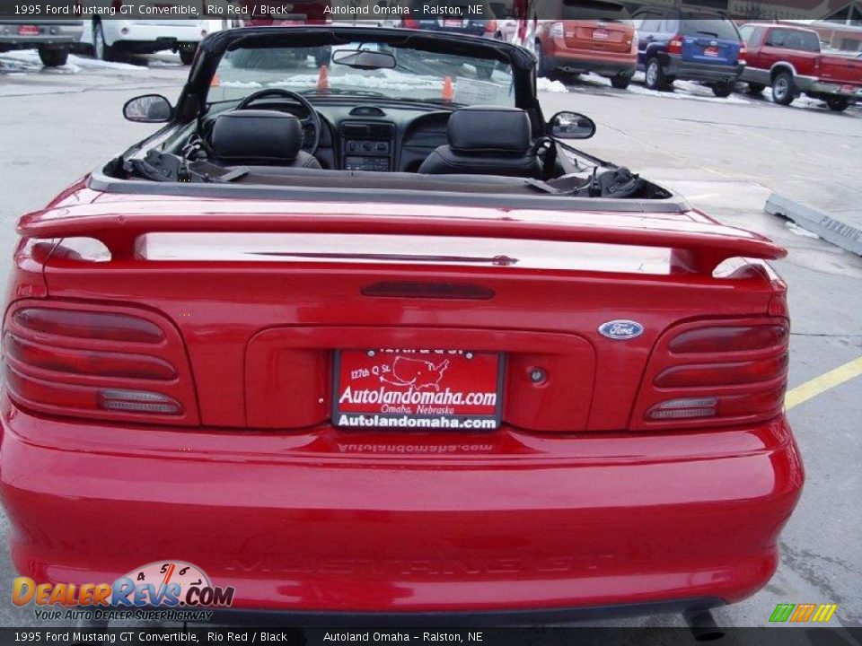 1995 Ford Mustang GT Convertible Rio Red / Black Photo #6