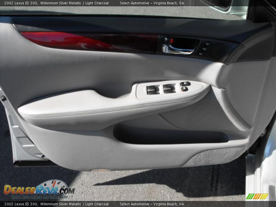 2002 Lexus ES 300 Millennium Silver Metallic / Light Charcoal Photo #7