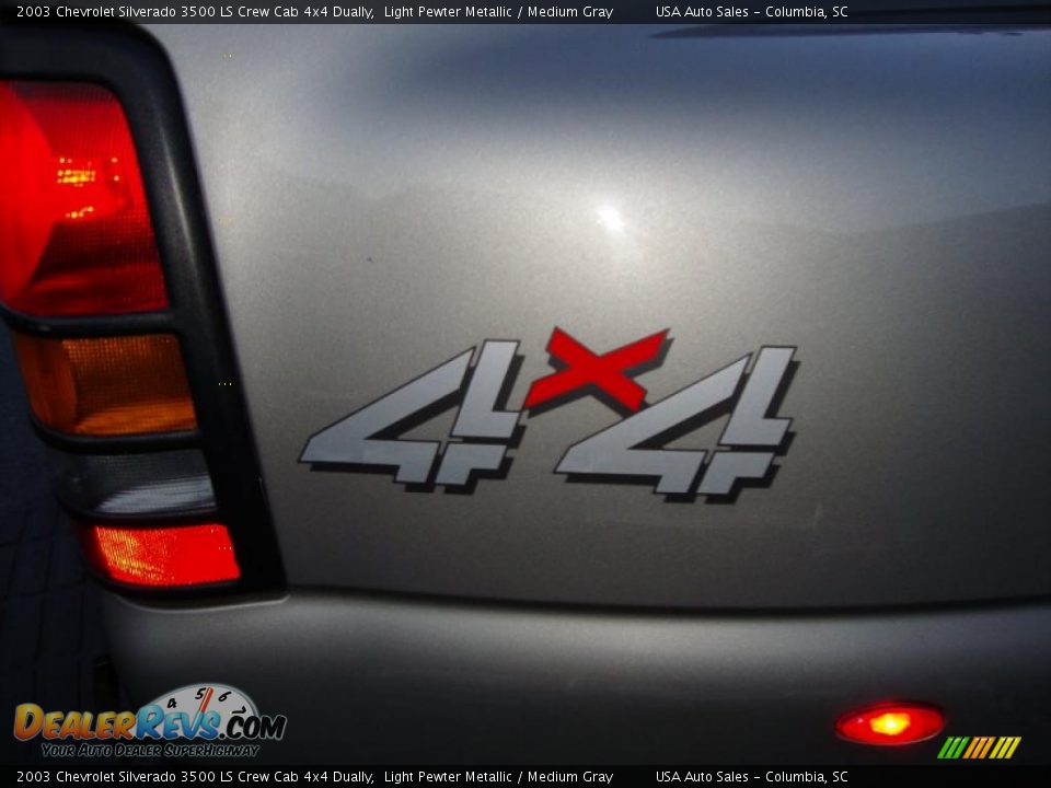 2003 Chevrolet Silverado 3500 LS Crew Cab 4x4 Dually Light Pewter Metallic / Medium Gray Photo #10