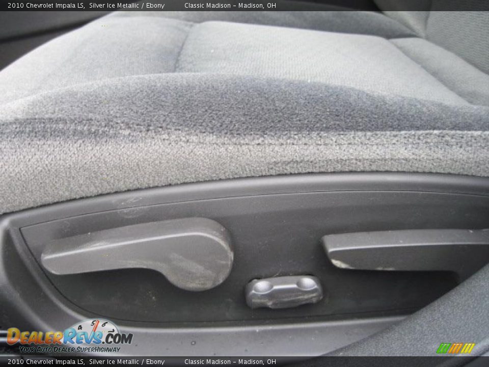 2010 Chevrolet Impala LS Silver Ice Metallic / Ebony Photo #7