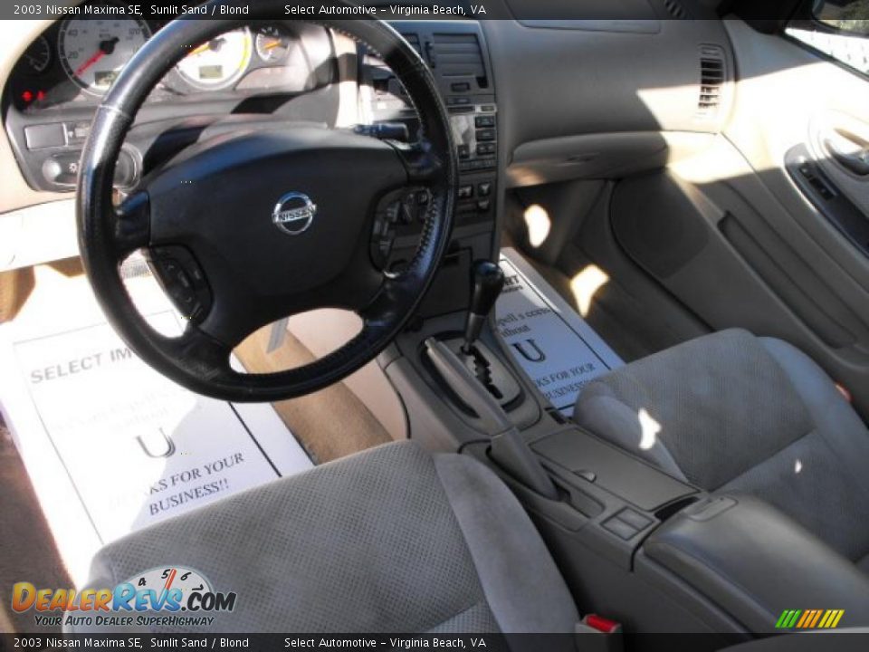 2003 Nissan Maxima SE Sunlit Sand / Blond Photo #11