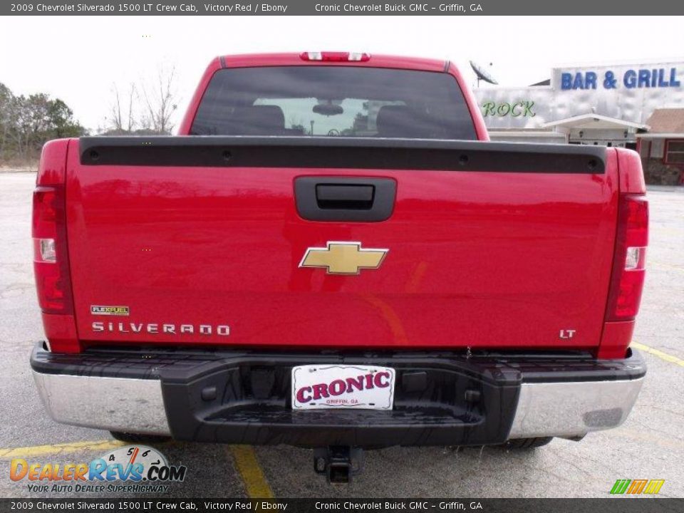 2009 Chevrolet Silverado 1500 LT Crew Cab Victory Red / Ebony Photo #4