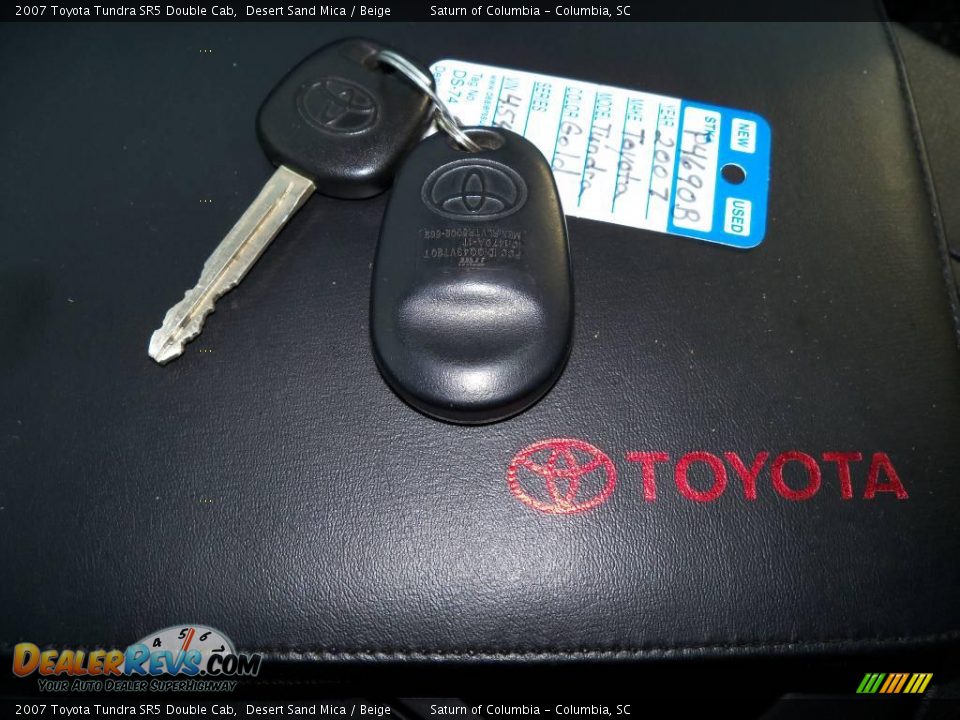 2007 Toyota Tundra SR5 Double Cab Desert Sand Mica / Beige Photo #31