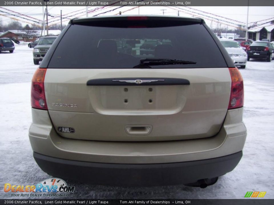 2006 Chrysler Pacifica Linen Gold Metallic Pearl / Light Taupe Photo #6
