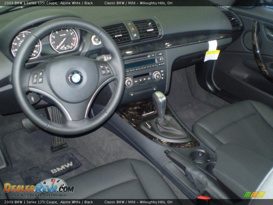 2009 BMW 1 Series 135i Coupe Alpine White / Black Photo #3