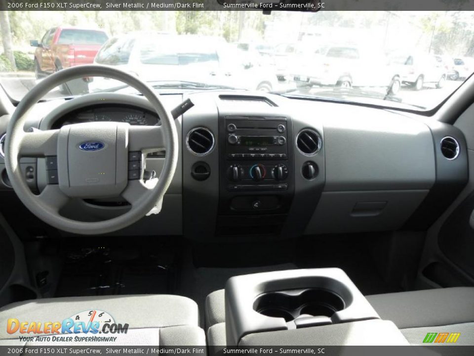 2006 Ford F150 XLT SuperCrew Silver Metallic / Medium/Dark Flint Photo #3