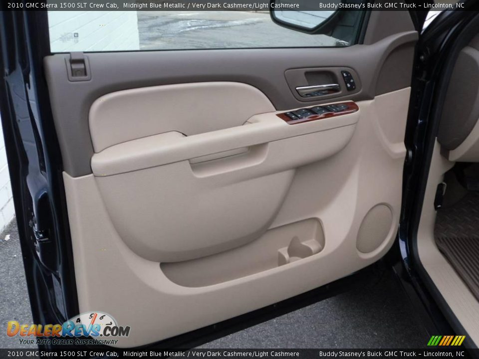 2010 GMC Sierra 1500 SLT Crew Cab Midnight Blue Metallic / Very Dark Cashmere/Light Cashmere Photo #10
