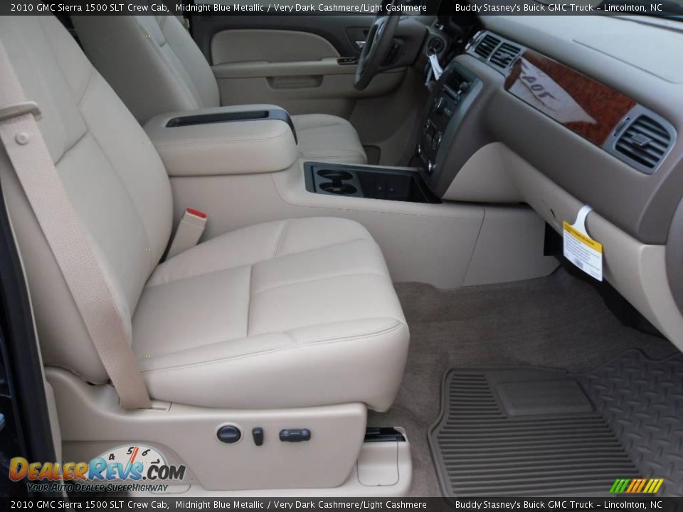 2010 GMC Sierra 1500 SLT Crew Cab Midnight Blue Metallic / Very Dark Cashmere/Light Cashmere Photo #17