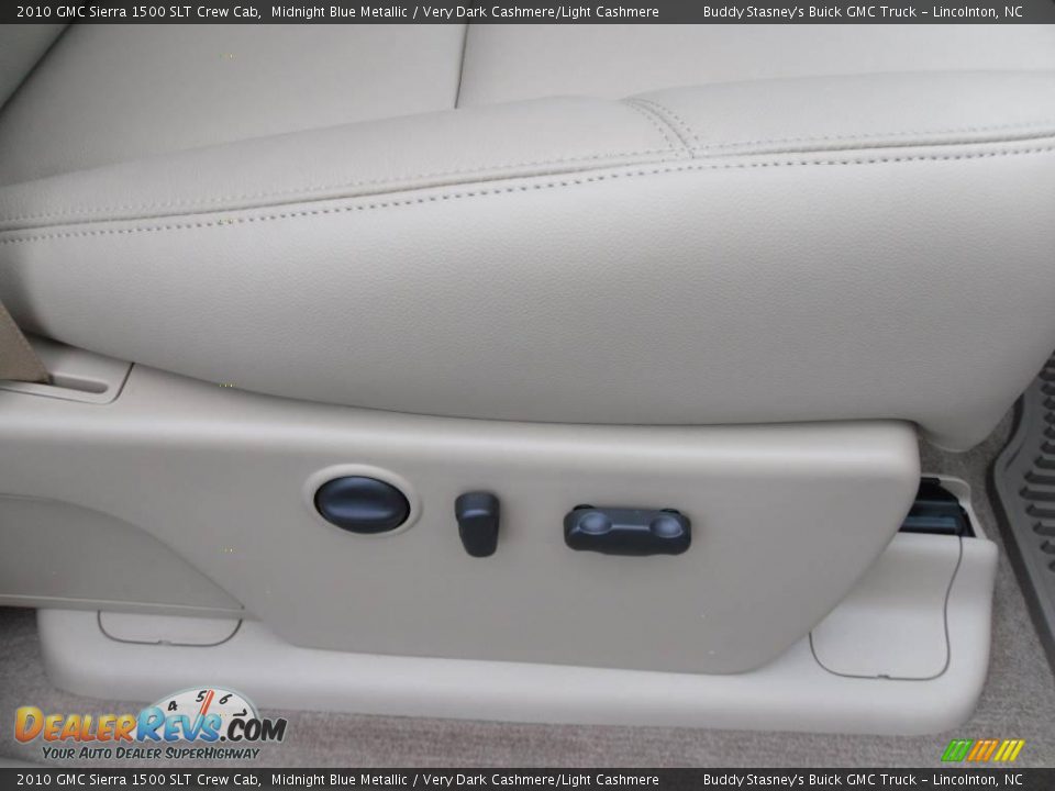 2010 GMC Sierra 1500 SLT Crew Cab Midnight Blue Metallic / Very Dark Cashmere/Light Cashmere Photo #18