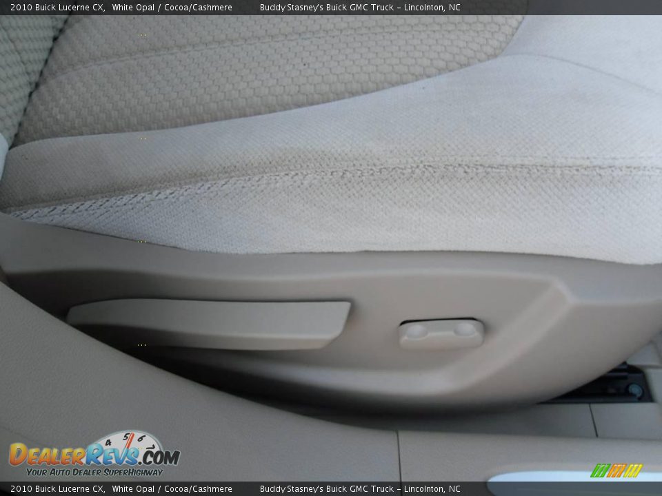2010 Buick Lucerne CX White Opal / Cocoa/Cashmere Photo #18