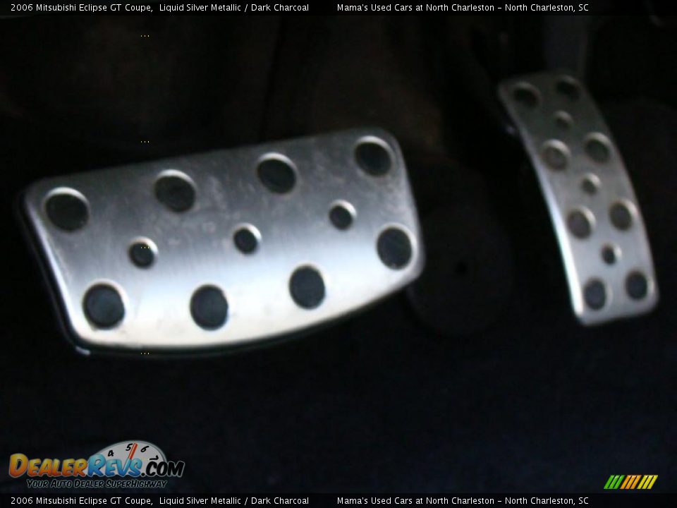 2006 Mitsubishi Eclipse GT Coupe Liquid Silver Metallic / Dark Charcoal Photo #25