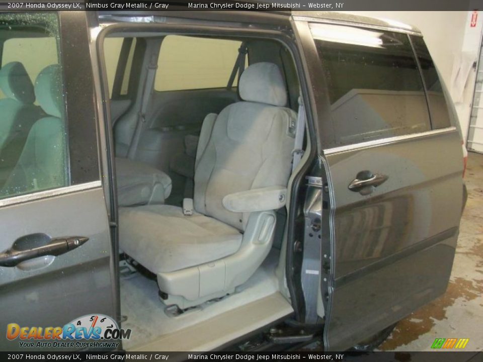 2007 Honda Odyssey LX Nimbus Gray Metallic / Gray Photo #15