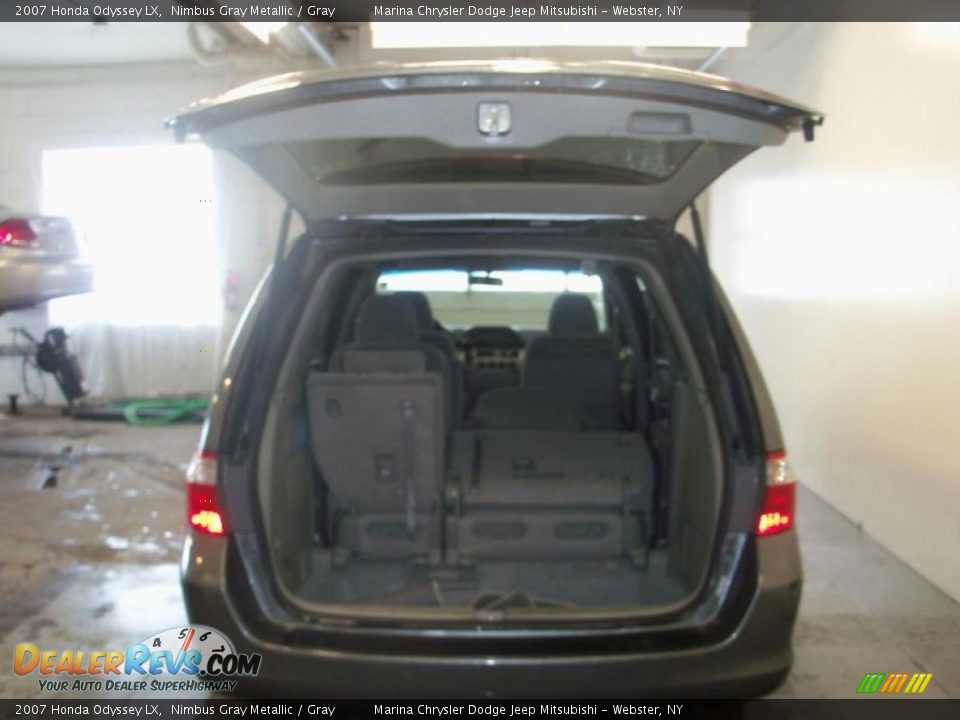 2007 Honda Odyssey LX Nimbus Gray Metallic / Gray Photo #16