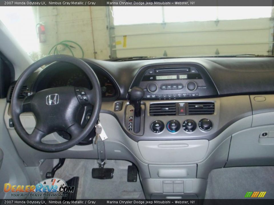 2007 Honda Odyssey LX Nimbus Gray Metallic / Gray Photo #23