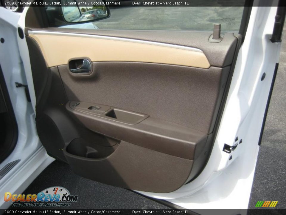 2009 Chevrolet Malibu LS Sedan Summit White / Cocoa/Cashmere Photo #9