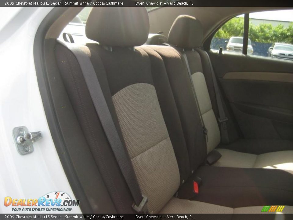 2009 Chevrolet Malibu LS Sedan Summit White / Cocoa/Cashmere Photo #12