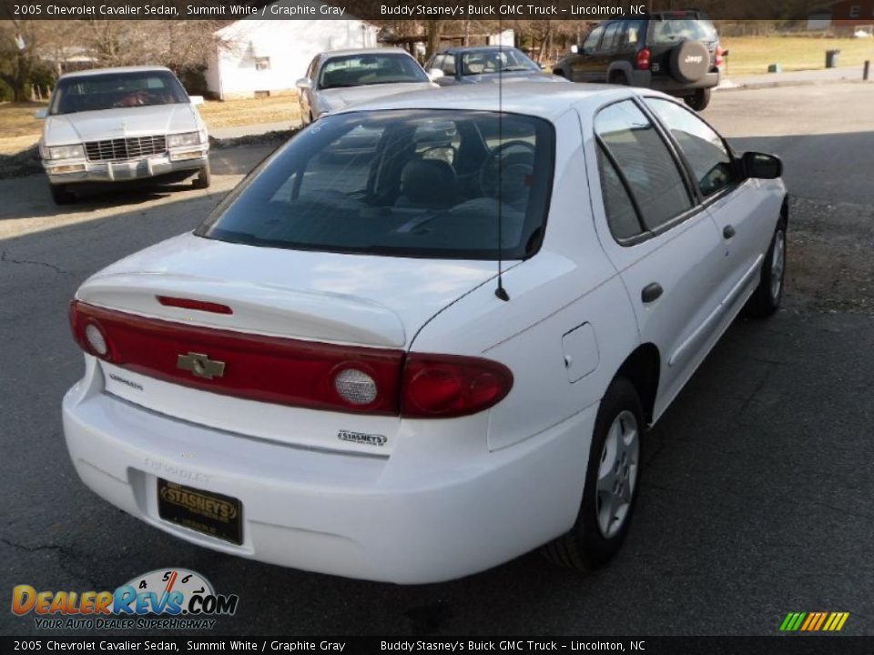 2005 Chevrolet Cavalier Sedan Summit White / Graphite Gray Photo #4