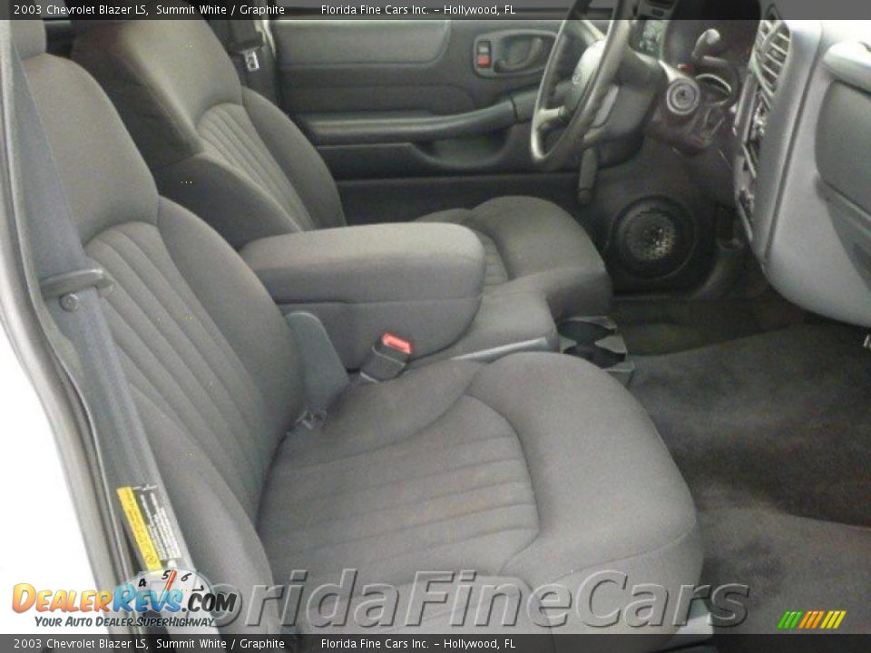 2003 Chevrolet Blazer LS Summit White / Graphite Photo #14