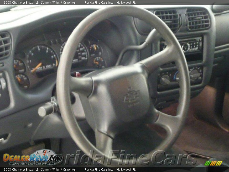 2003 Chevrolet Blazer LS Summit White / Graphite Photo #17