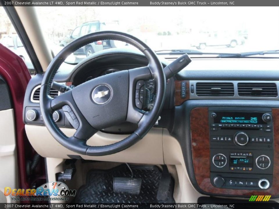 2007 Chevrolet Avalanche LT 4WD Sport Red Metallic / Ebony/Light Cashmere Photo #14