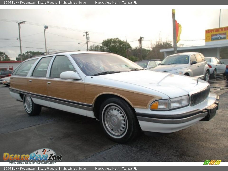 1996 Buick Roadmaster Estate Wagon Bright White / Beige Photo #2