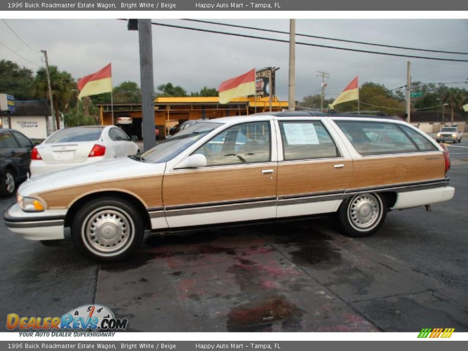 1996 Buick Roadmaster Estate Wagon Bright White / Beige Photo #3