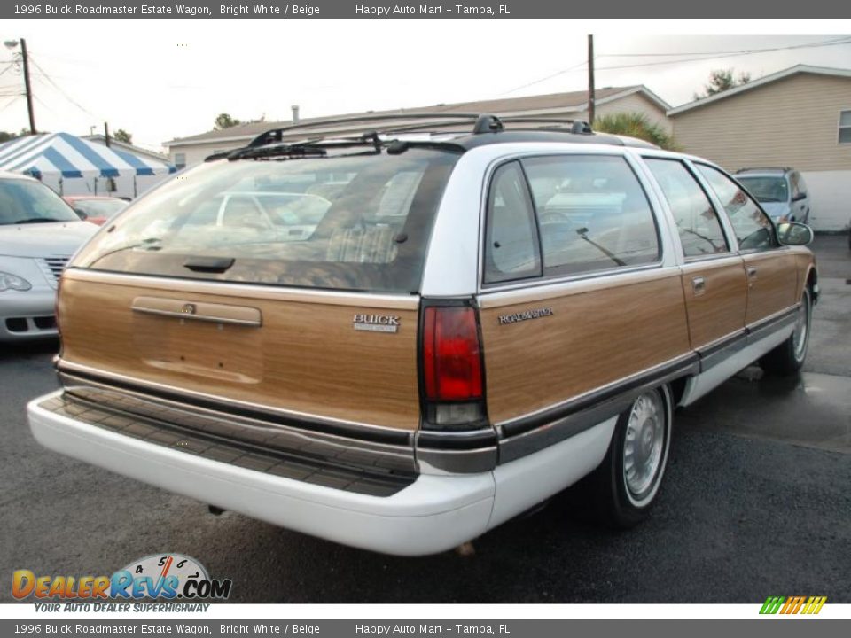 1996 Buick Roadmaster Estate Wagon Bright White / Beige Photo #8