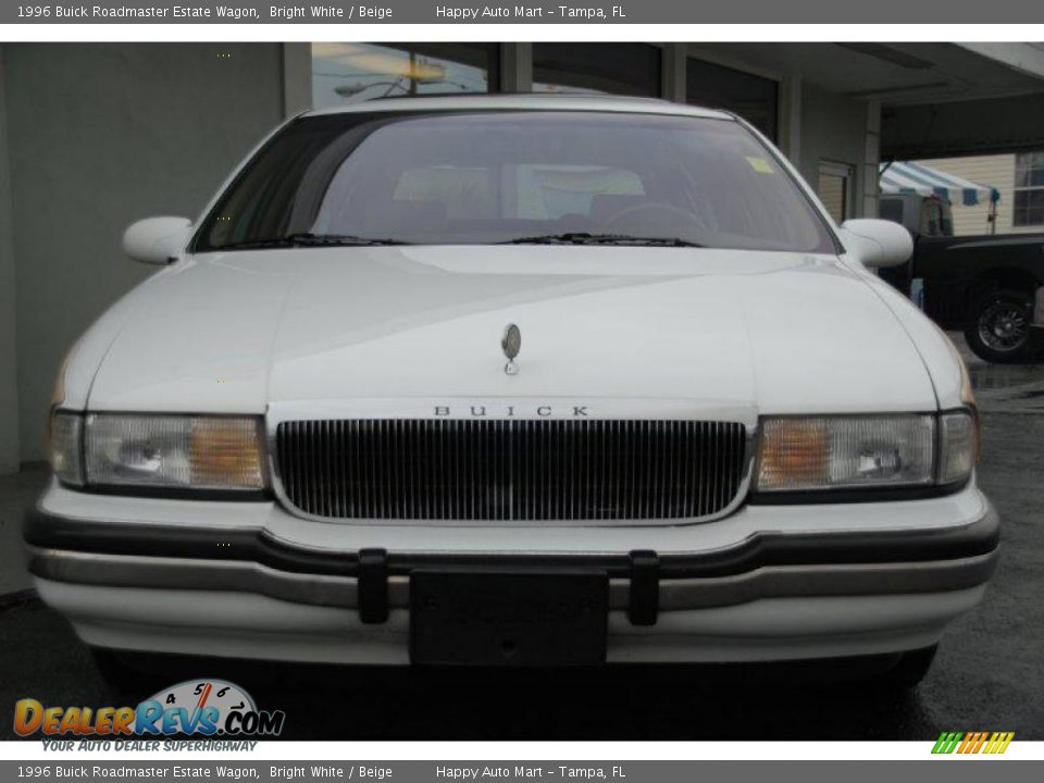 1996 Buick Roadmaster Estate Wagon Bright White / Beige Photo #9