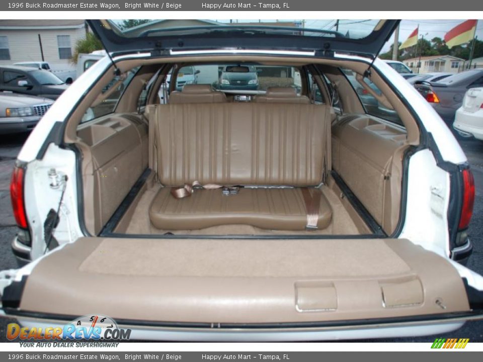 1996 Buick Roadmaster Estate Wagon Bright White / Beige Photo #26