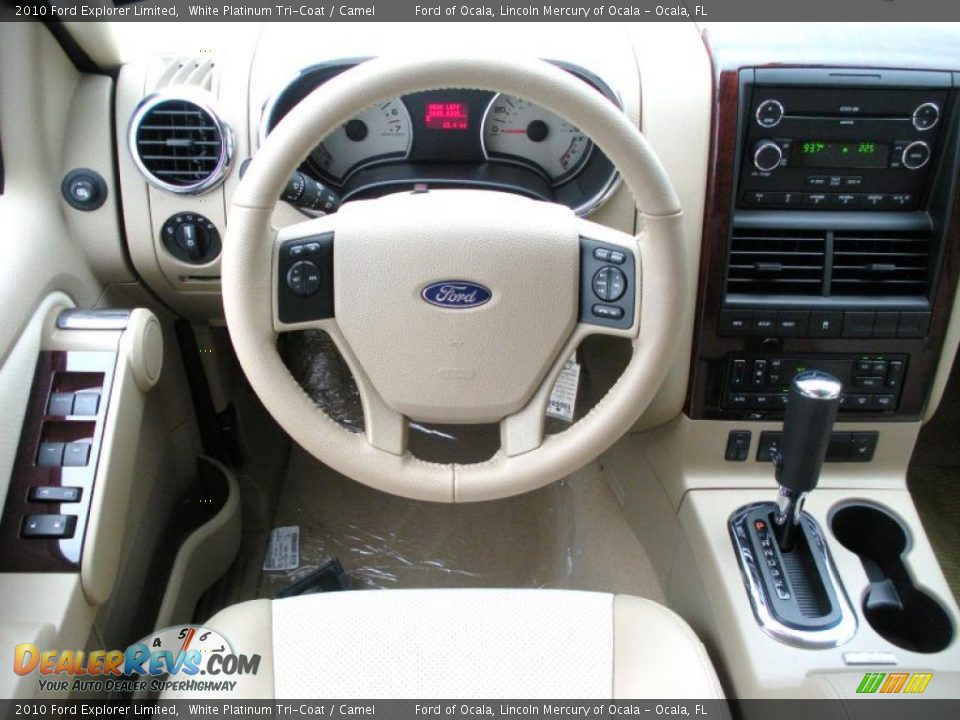 2010 Ford Explorer Limited White Platinum Tri-Coat / Camel Photo #7