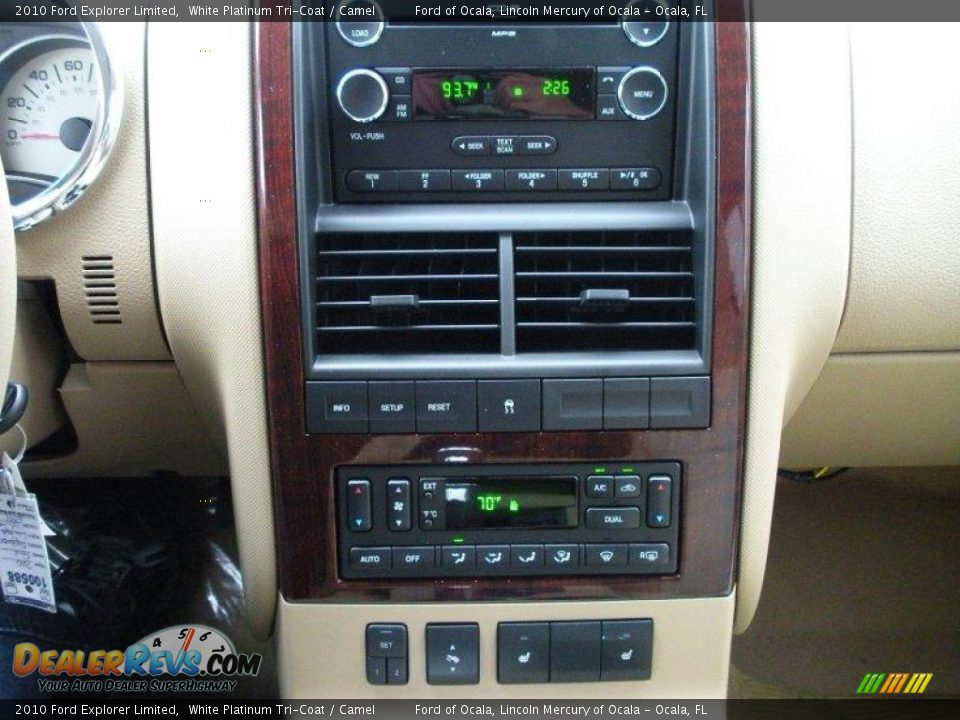 2010 Ford Explorer Limited White Platinum Tri-Coat / Camel Photo #9