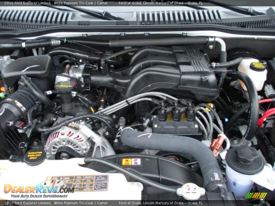 2010 Ford Explorer Limited White Platinum Tri-Coat / Camel Photo #11