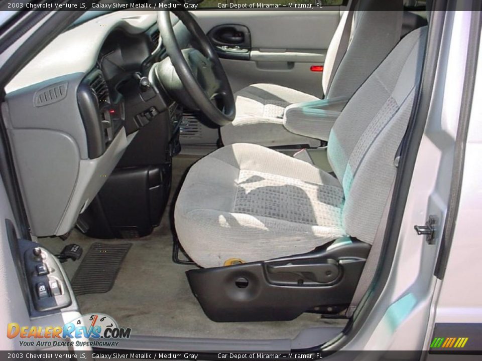 2003 Chevrolet Venture LS Galaxy Silver Metallic / Medium Gray Photo #11