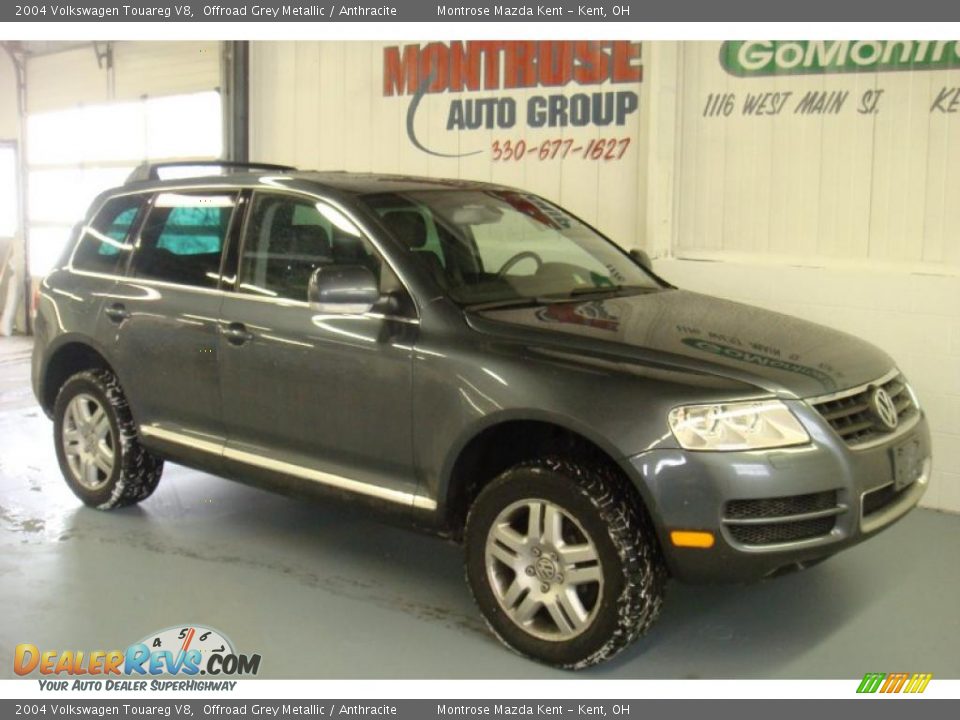 2004 Volkswagen Touareg V8 Offroad Grey Metallic / Anthracite Photo #2