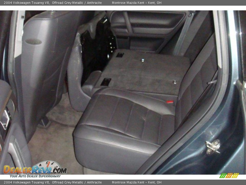 2004 Volkswagen Touareg V8 Offroad Grey Metallic / Anthracite Photo #6